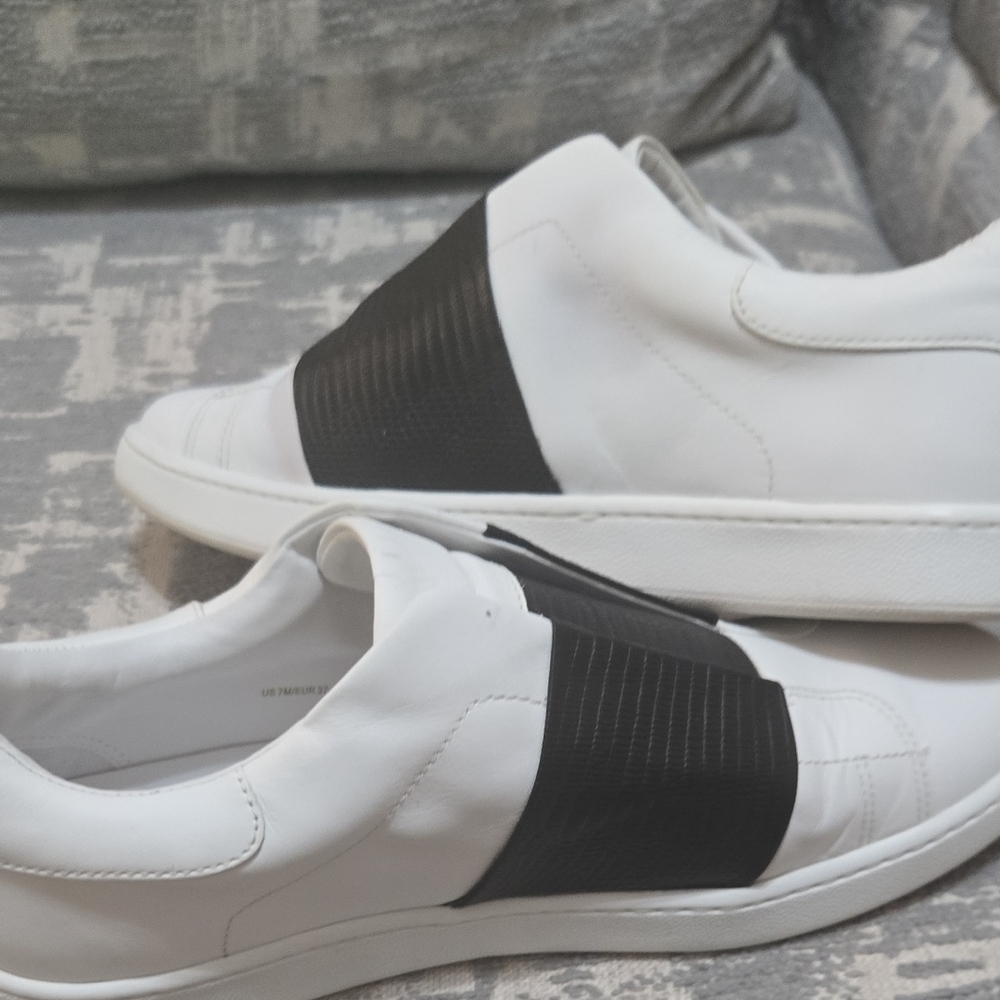 Vince White and Black Slip-On Sneakers - Picture 12 of 12